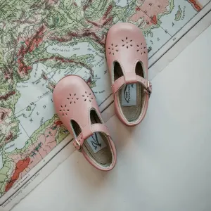 Flora T-Strap - Blush Pink