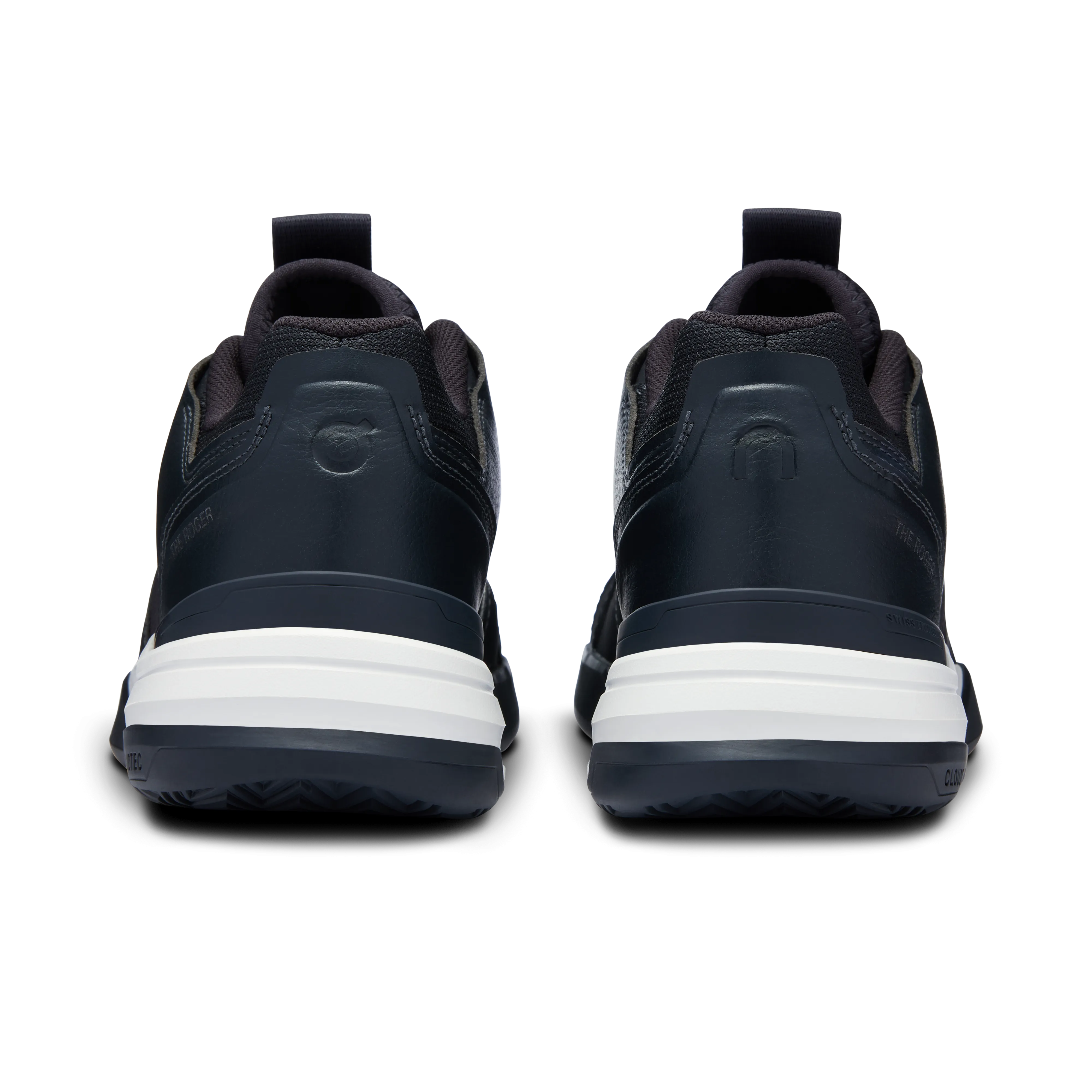 On The Roger Clubhouse Pro Mens Tennis Shoes (Black/White)