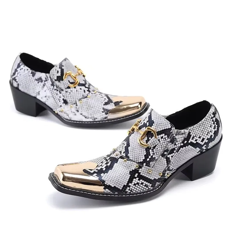 Velvoura Slip-On Elegance
