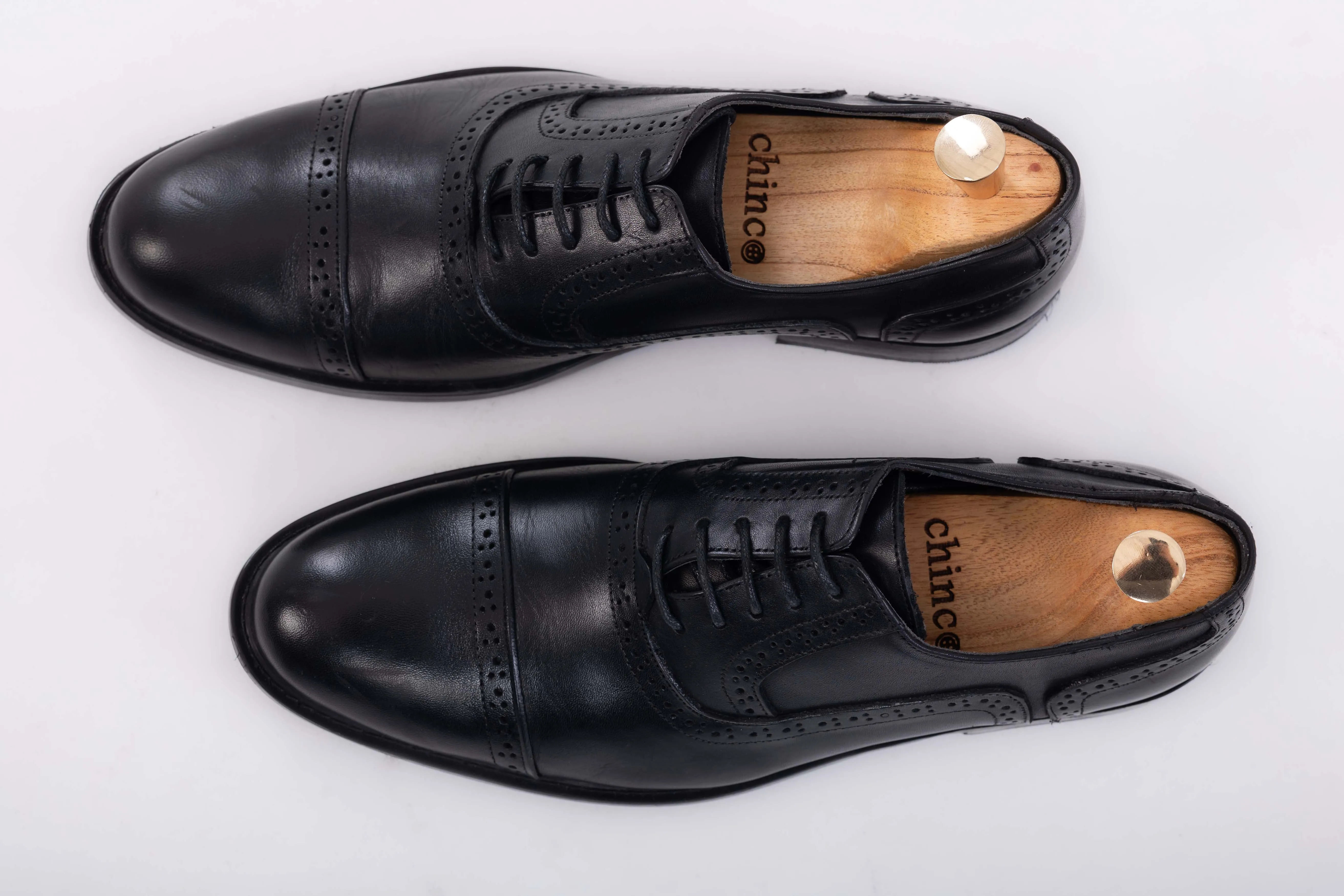 wing tip shoes-black